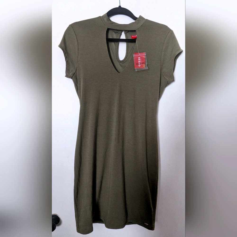 BNWT Guess dress